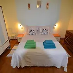 Sunny Coastal Apartman