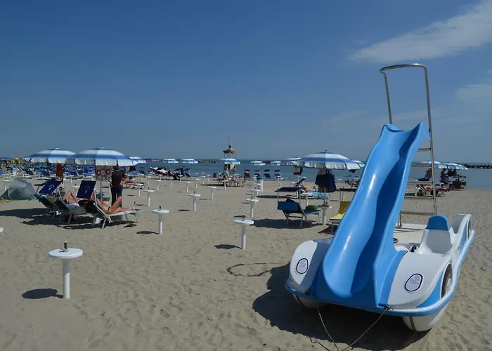 Sunny Coastal Apartamento